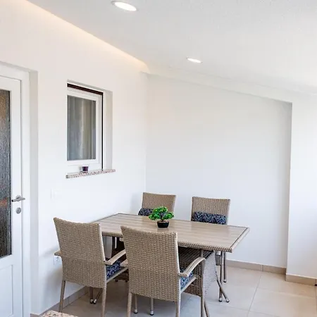 Apartman App Roko 3